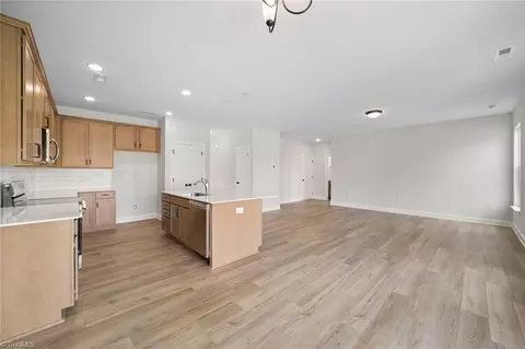 Living - 5751 Siler St, Trinity, NC 27370 photo 2 of 4