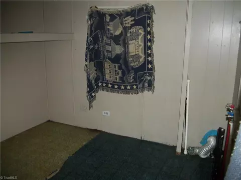 737 Summit Loop, Eden, NC 27288 photo 5