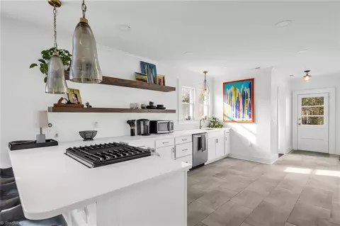 Kitchen - 1113 Clyde Pl, High Point, NC 27262 photo 2 of 4