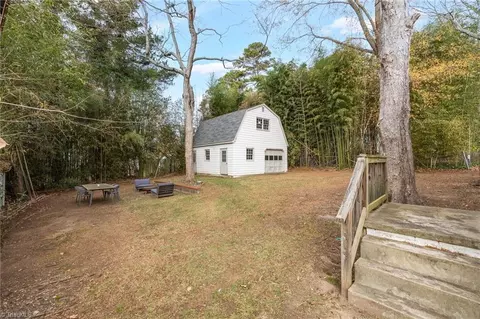 Exterior - 1113 Clyde Pl, High Point, NC 27262 photo 6 of 12