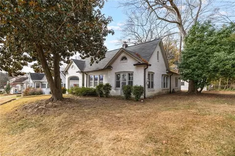 Exterior - 1113 Clyde Pl, High Point, NC 27262 photo 12 of 12
