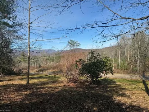 894 Traphill Mill Rd, Traphill, NC 28685