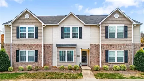 856 Federal Hall Ln, Kernersville, NC 27284