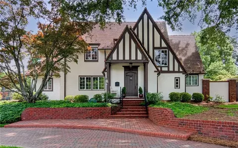 2840 Reynolds Dr, Winston Salem, NC 27104