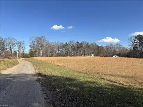 0 Bear Woods Trl, Mocksville, NC 27028
