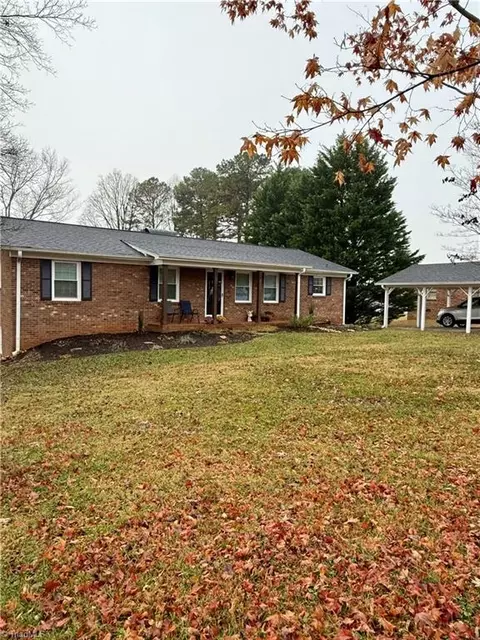 142 Arthur Haney Rd, Dobson, NC 27017