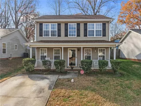 3703 Sherbourne Ln, Greensboro, NC 27405