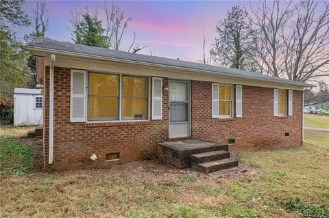 3734 Carole Dr, Sophia, NC 27350
