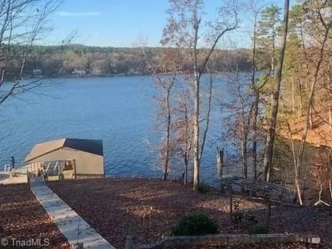 146 Fairfield Rd, Mount Gilead, NC 27306 photo 2