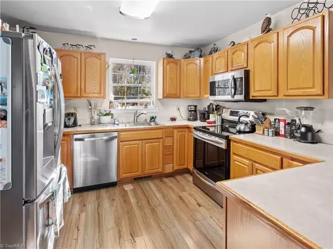146 Fairfield Rd, Mount Gilead, NC 27306 photo 9
