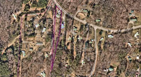 1968 Noahtown Rd, Thomasville, NC 27360