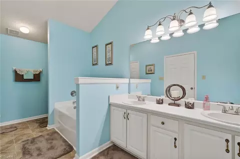 Bath - 3960 Cobblestone Bend Dr, High Point, NC 27265 photo 1 of 2