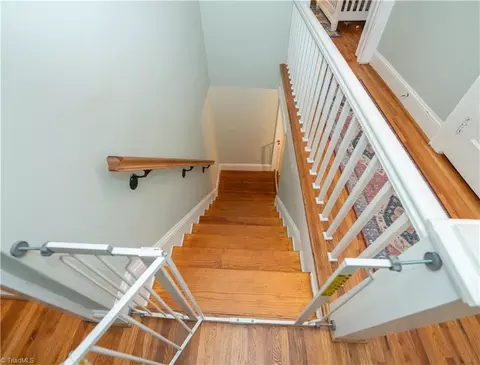 Entry Way - 18 Pershing St, Thomasville, NC 27360 photo 5 of 7
