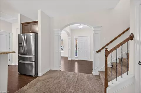 Entry Way - 2511 Copperleaf Ct, High Point, NC 27265 photo 2 of 13