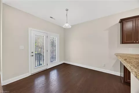 Entry Way - 2511 Copperleaf Ct, High Point, NC 27265 photo 5 of 13