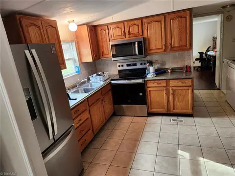1115 Bailey Rd, Germanton, NC 27019 photo 2