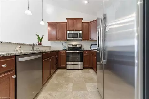 6231 Queens Gate Ct, Clemmons, NC 27012 photo 8