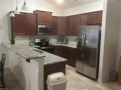 6231 Queens Gate Ct, Clemmons, NC 27012 photo 4