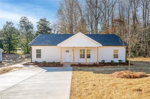 3706 Wabash Blvd, Winston Salem, NC 27106