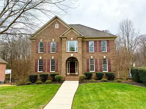 413 Susanna Dr, Kernersville, NC 27284