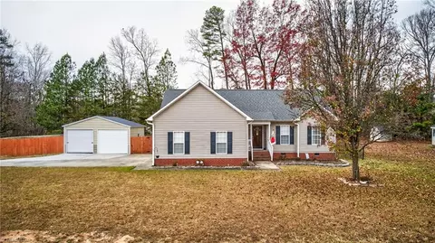 210 Cushman Rd, Gibsonville, NC 27249