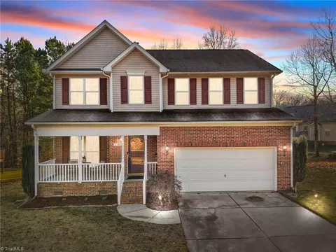 3103 Meadowland Ter, Greensboro, NC 27406