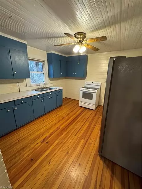 Kitchen - 1678 Pine Hall Rd, Pine Hall, NC 27042 photo 1 of 5
