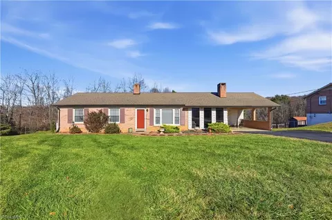 232 Sleepy Avenue West Rd, Wilkesboro, NC 28697