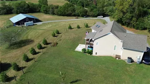 835 Brookfall Dairy Rd, Elkin, NC 28621 photo 2