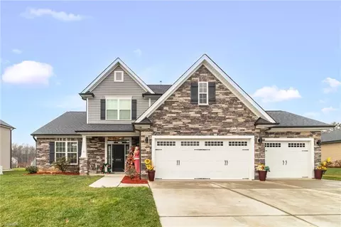 2484 Mossy Meadow Trl, Kernersville, NC 27284