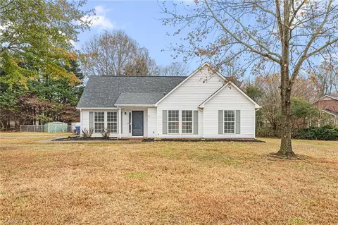 111 Butler Ave W, Liberty, NC 27298