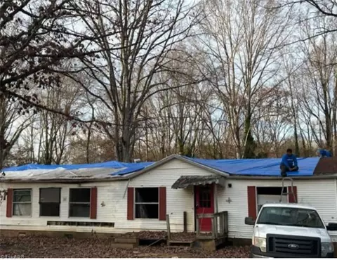 1335 11th St, Statesville, NC 28677