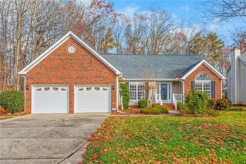 3260 Stacy Ct, Winston Salem, NC 27107