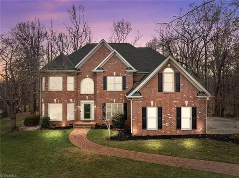5600 Wildrose Dr, Greensboro, NC 27410