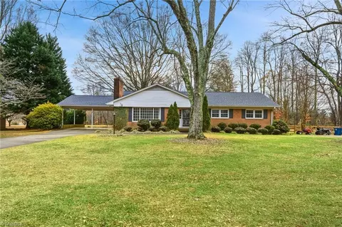 4116 Short Farm Rd, Greensboro, NC 27406