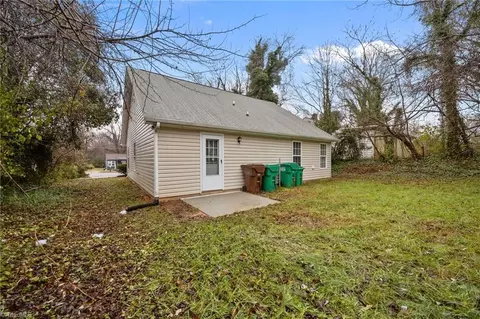 Exterior - 1109 Terrell Dr, High Point, NC 27262 photo 3 of 5