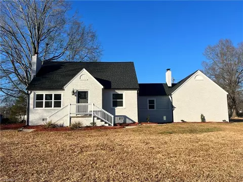 512 Dale St, Archdale, NC 27263