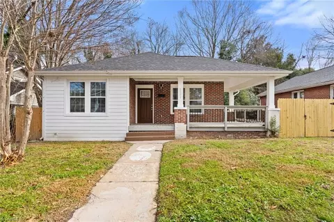 2521 Greenway Ave, Winston Salem, NC 27105