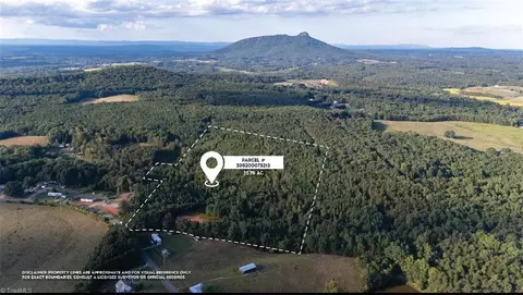 000 Caudle Rd, Pinnacle, NC 27043