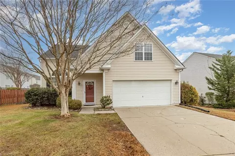 3929 Lake Meadow Dr, Jamestown, NC 27282