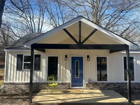 114 Council St, Thomasville, NC 27360