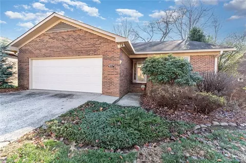 3515 Cherry Hill Dr, Greensboro, NC 27410