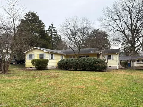 220 Dameron St, Star, NC 27356