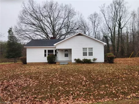 254 Landreth Rd, Madison, NC 27025