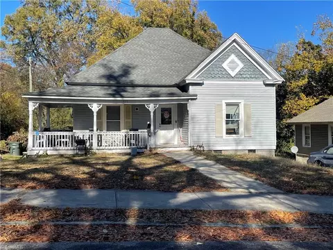 715 Broad Ave, Greensboro, NC 27406