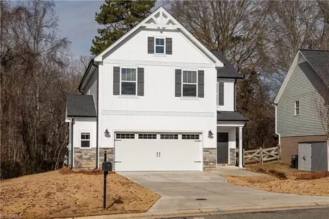 2125 Hogan Point Dr #1018, Winston Salem, NC 27127
