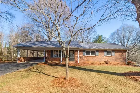 2521 Berry St N, Germanton, NC 27019