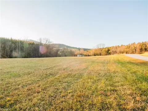 tbd Antler Dr, Mcgrady, NC 28649 photo 4