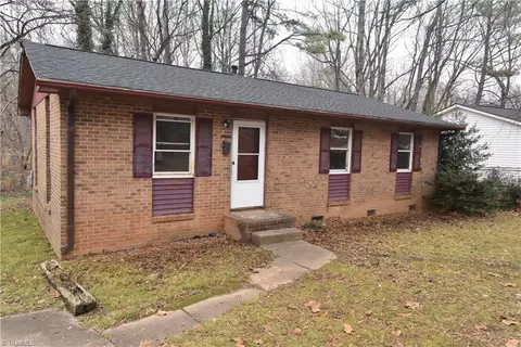 655 Amanda Pl, Winston Salem, NC 27101