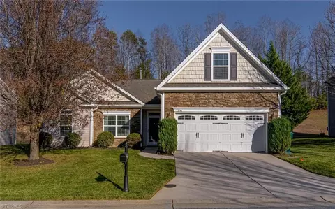 3141 Arrowcrest Pl, Winston Salem, NC 27107